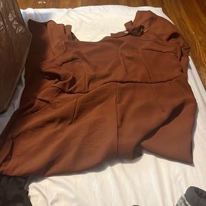 XL womens rompers. Couldn’t fit it still has tags